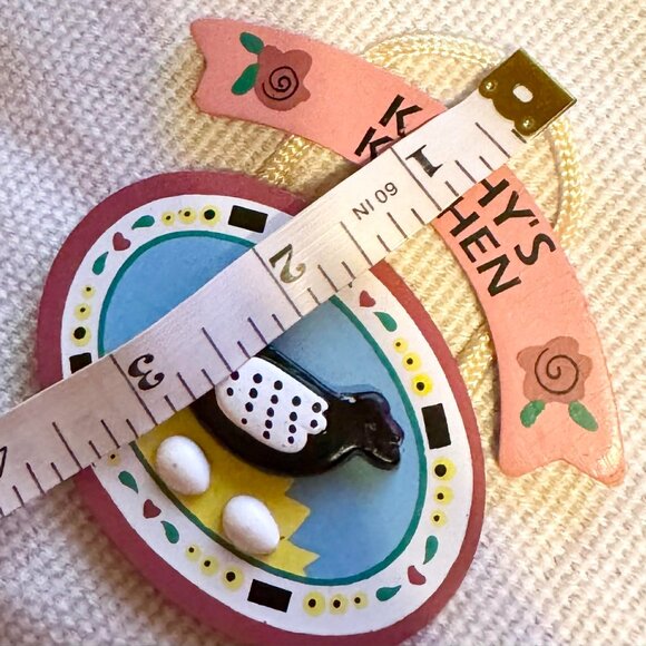 Kathy's Kitchen Russ magnet - Picture 2 of 5